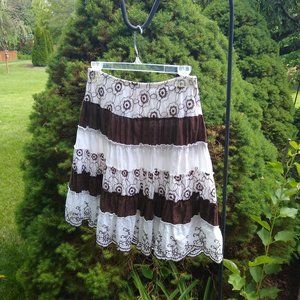 Joe Benbasset Knee Length Flouncy skirt